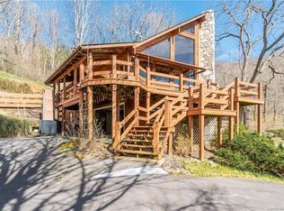 423 Locust Grove Dr, Waynesville, NC 28785