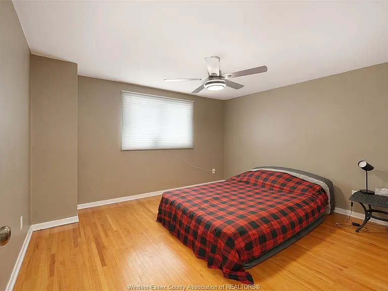 907 Gladstone Ave #MAIN — Photo 13