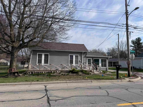 636 Oakhill Ave, Plymouth, IN 46563