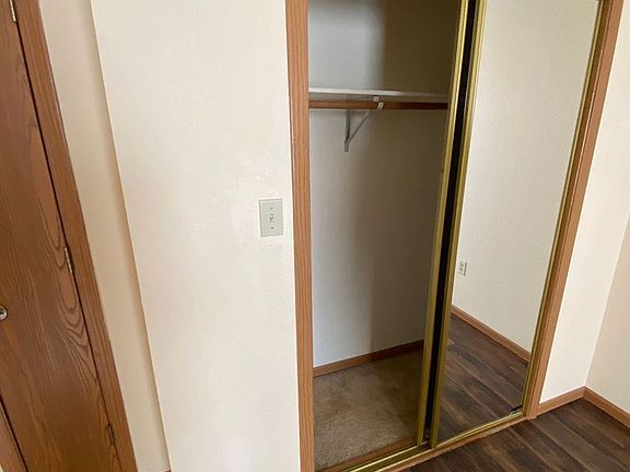 5th image of 140-146 N Gerhart Rd #10815553