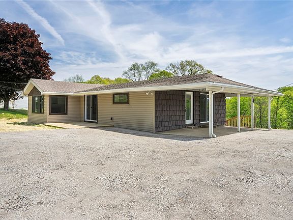 2nd image of 326 Trailer Blvd