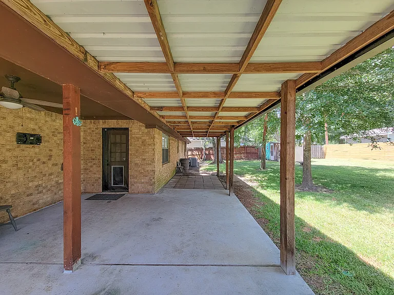 10282 Valley Dr S — Photo 38