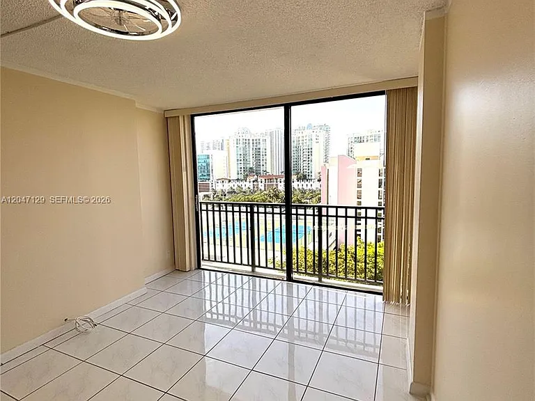 17011 N Bay Rd #1018 — Photo 8