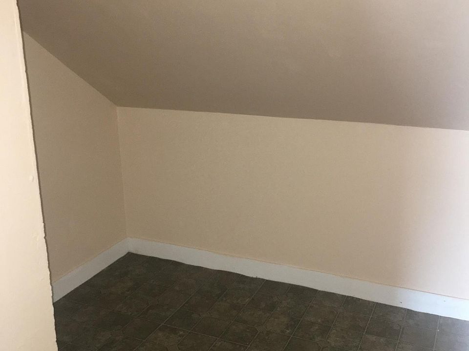 Walk in kitchen pantry