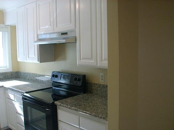 2nd image of 708 S Prospect Ave #27