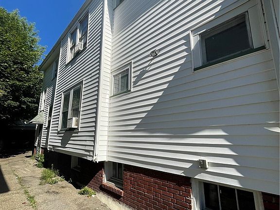 4th image of 3606 E 112th St