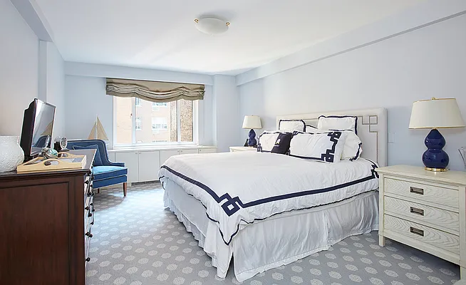 Sold by Compass | media 14