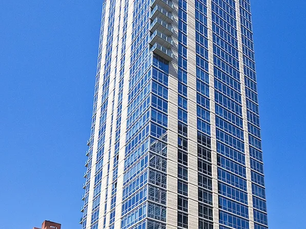 333 East 91st Street image 12 of 12