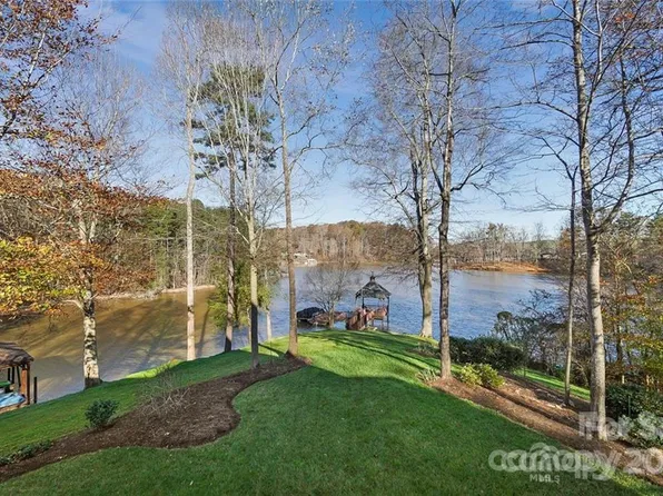 1719 Bay Head Ct, Catawba, NC 28609