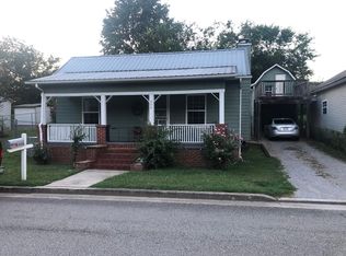 606 Steekee St, Loudon, TN 37774