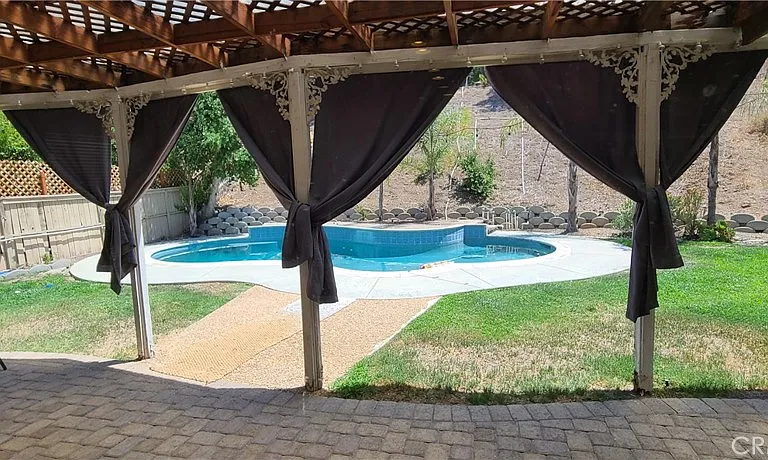 1026 McCall Dr — Photo 20