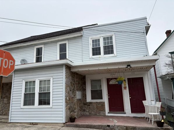 133-135 N Potomac St #2