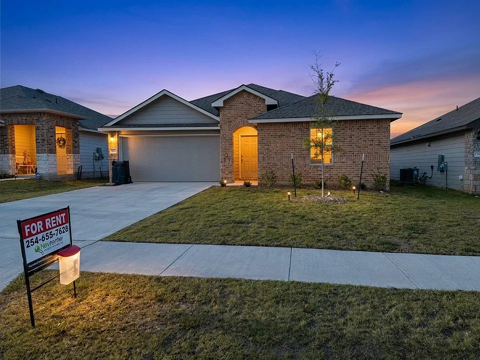 1502 Rolling Thunder Dr