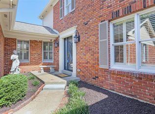 323 Morristown Ct, Chesterfield, MO