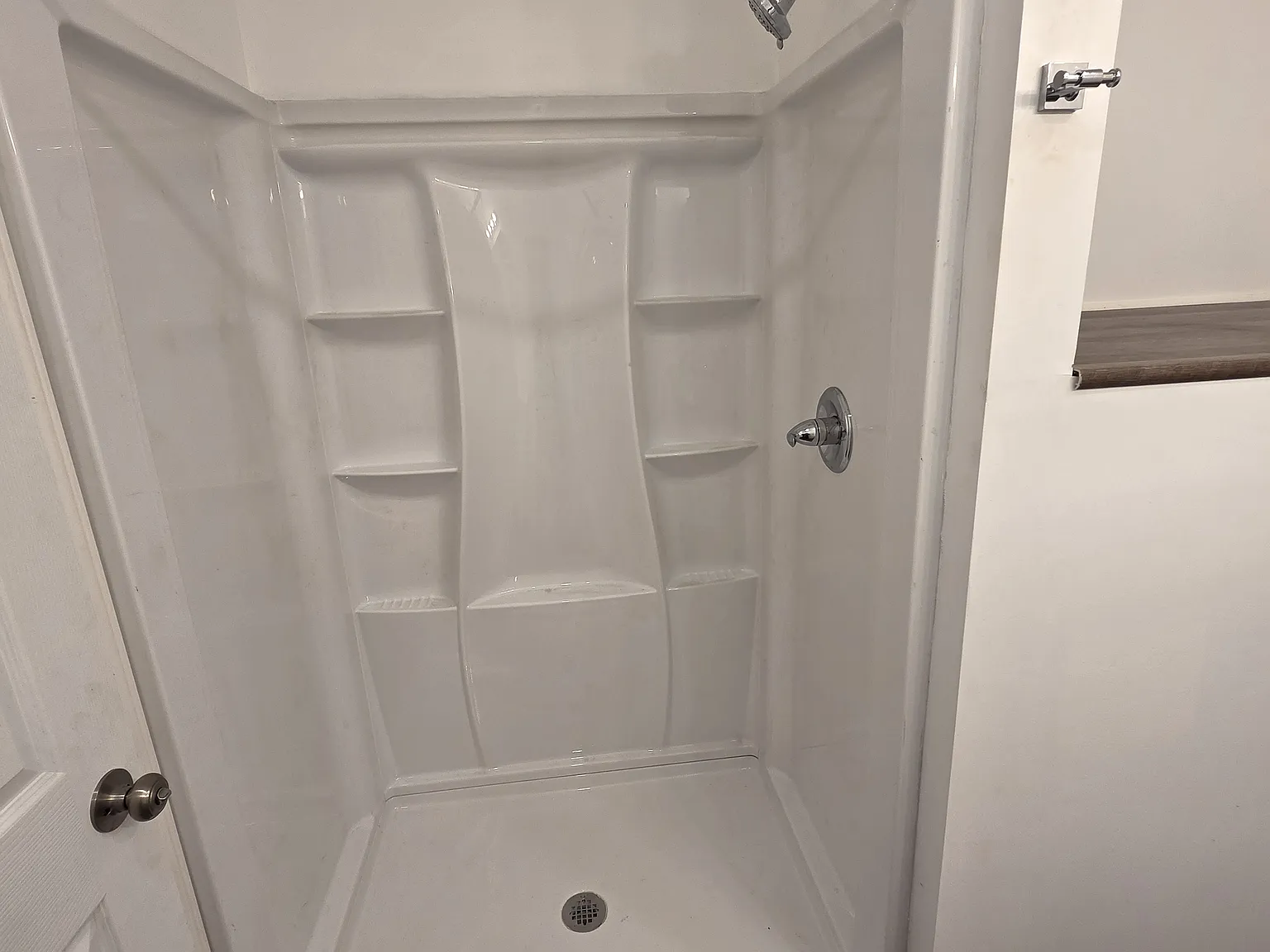 2 bed, 1023 sqft, $925 — Photo 4