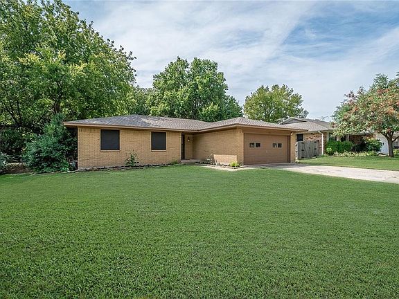 2nd image of 310 Allenwood Dr