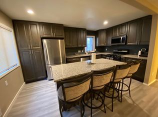 806 W 39th St, Vancouver, WA 98660