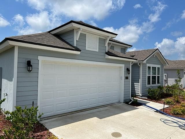 1st image of 70366 Winding River Dr