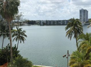 Biscayne Cove, Aventura, FL 33160