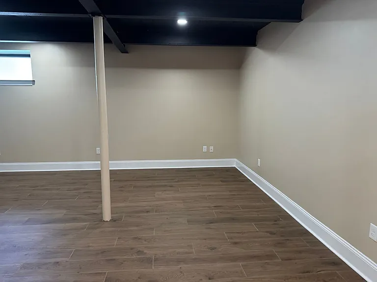 330 Linden Ave — Photo 22