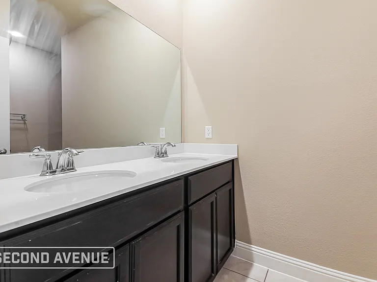 3611 Brazos St — Photo 21