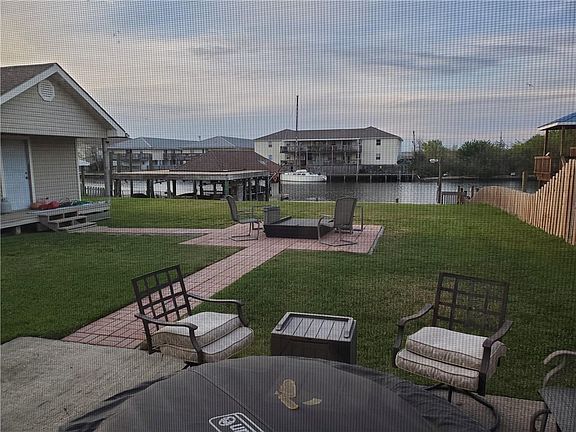 5th image of 294 Moonraker Dr