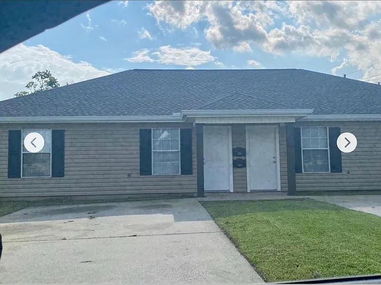 2704 Cypress St — Photo 1