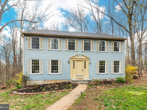 641 Hook Rd, Westminster, MD 21157