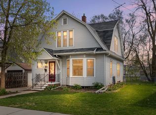 908 N Harriman St, Appleton, WI 54911