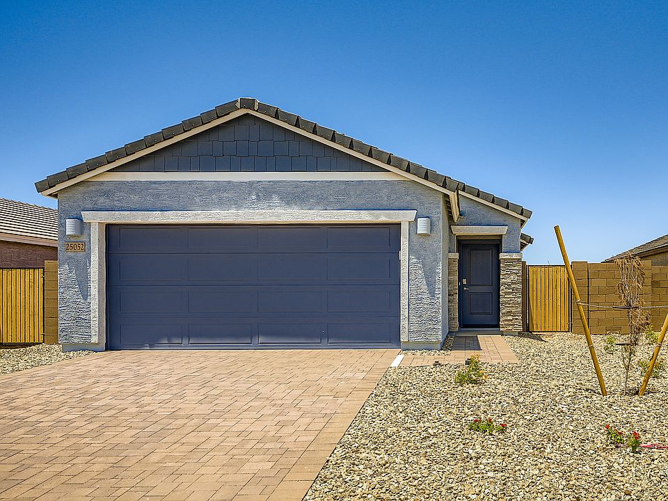 Exterior Front 3