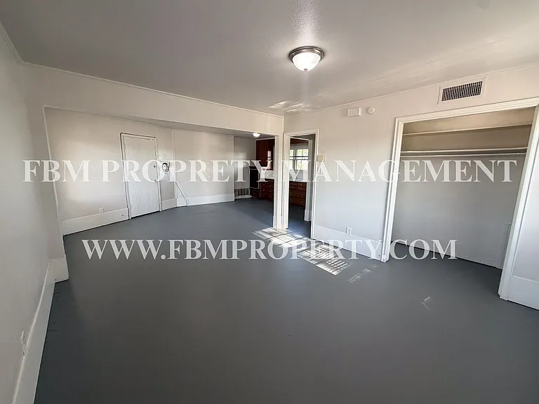 2200 Country Club Rd #A — Photo 6