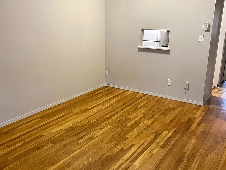 Allen View Apartments — Photo 7