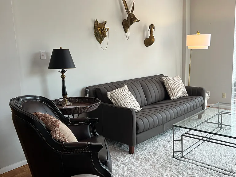 Living room - leather sofa and 2 leather chairs