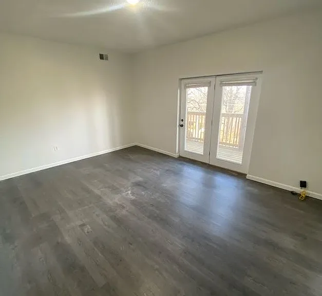 1425 College Heights Rd #105 — Photo 17