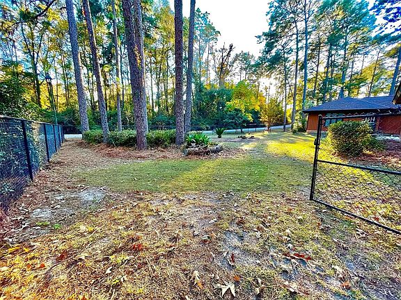 2nd image of 601 Mimosa Ct