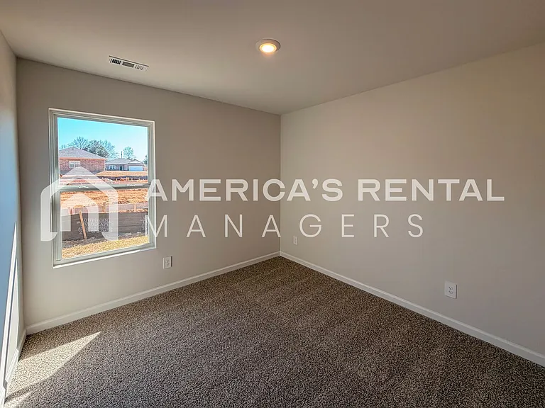 118 Jonboy Ave — Photo 29