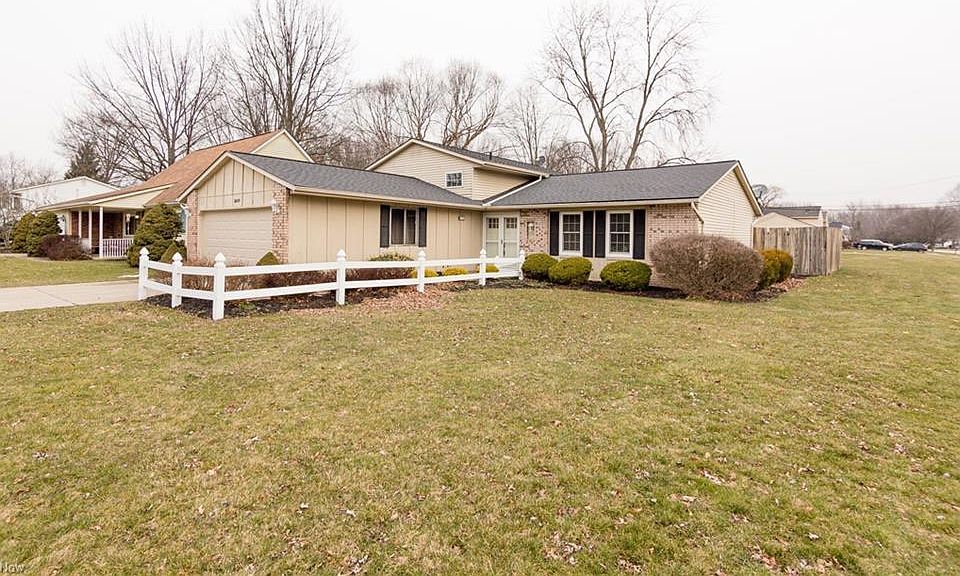1st image of 8699 Brentwood Dr