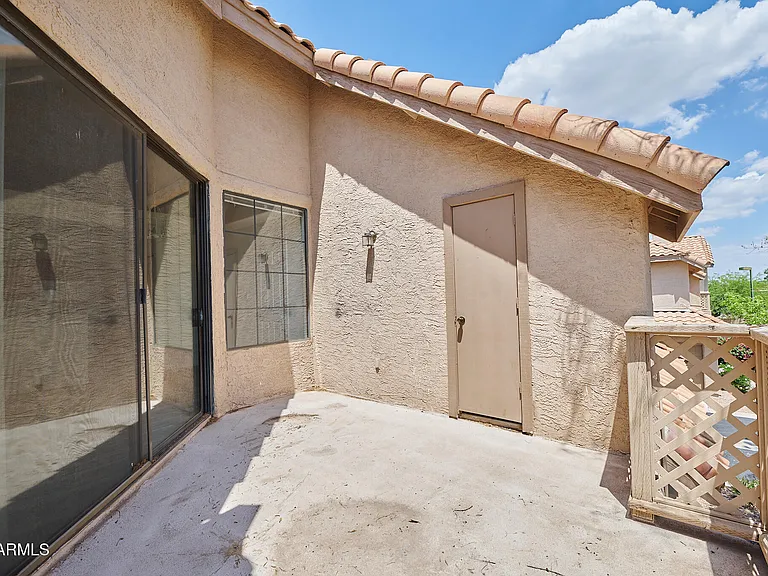 1001 N Pasadena St #61 — Photo 22