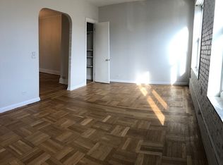 23-34 28th St #2F, Astoria, NY 11105