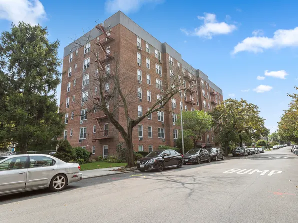 68-15 Selfridge Street image 13 of 13