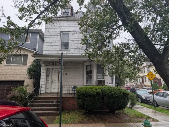 10 Davis Ave, Harrison Town, NJ 07029