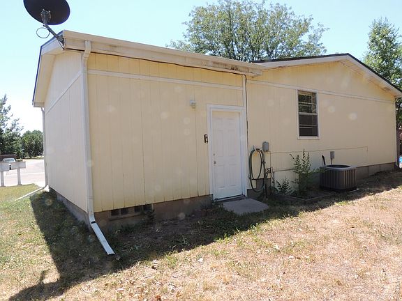 4th image of 624 Lupine Dr