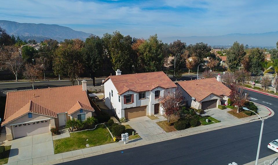 1st image of 3456 Birchleaf Dr