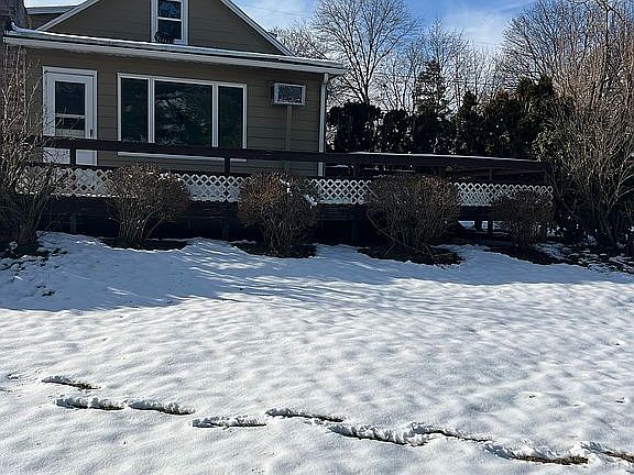 3rd image of 903 Balthaser St