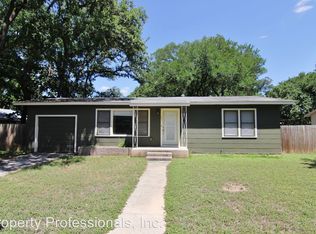 182 Woodland Ave, New Braunfels, TX 78130