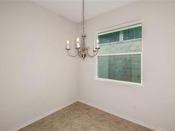 4th image of 3414 Sagebrush St