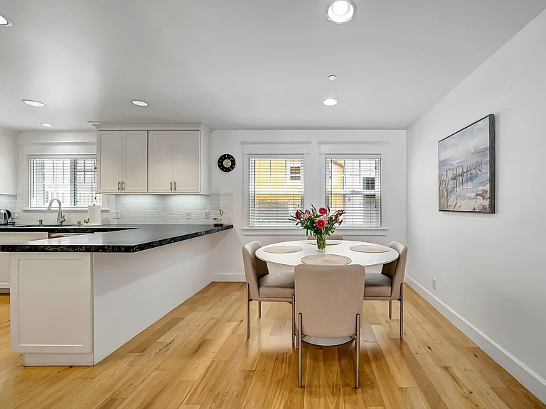 20 Anchorage St — Photo 15