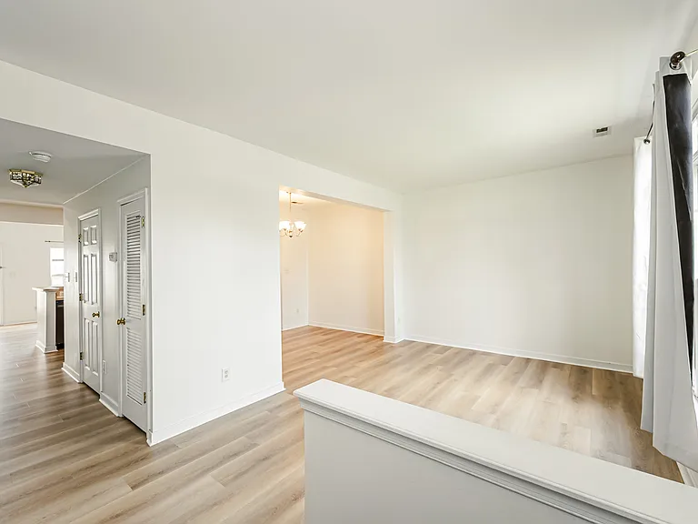 1429 New Haven Ct — Photo 7