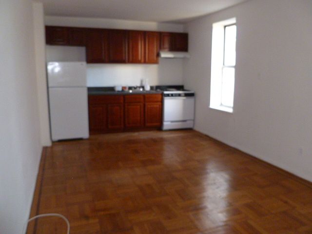 1st image of 2100 Beekman Pl APT 5N
