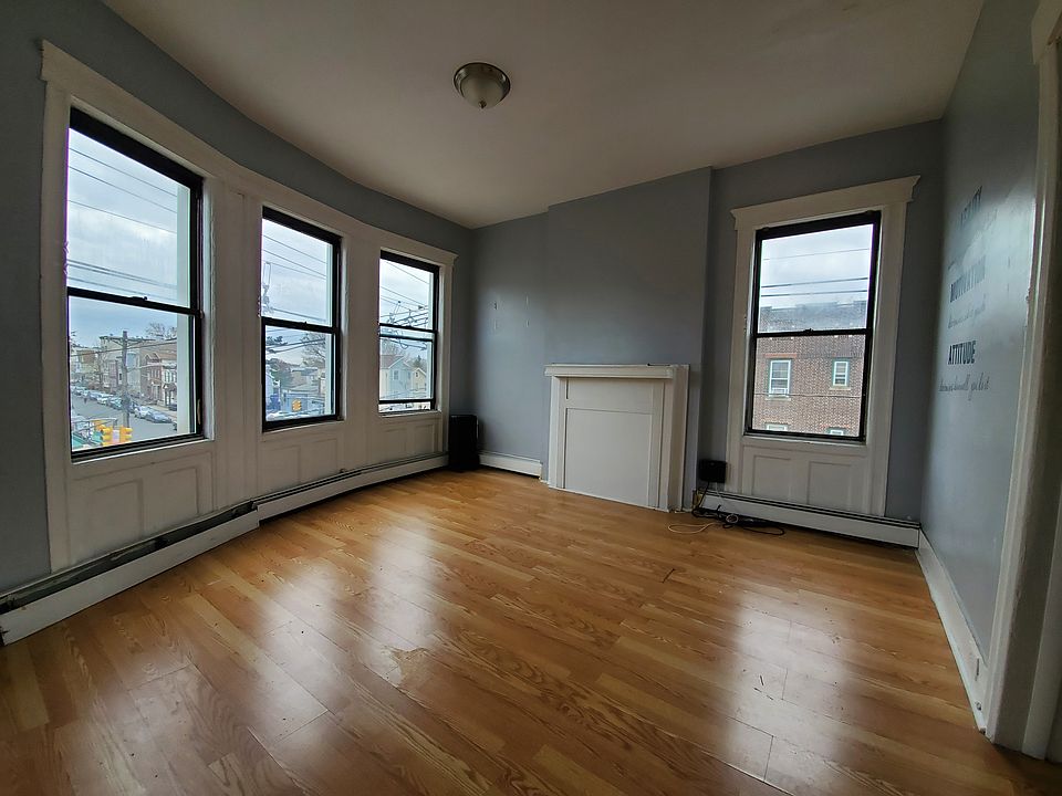 2nd image of 1697 John F Kennedy Blvd #31E